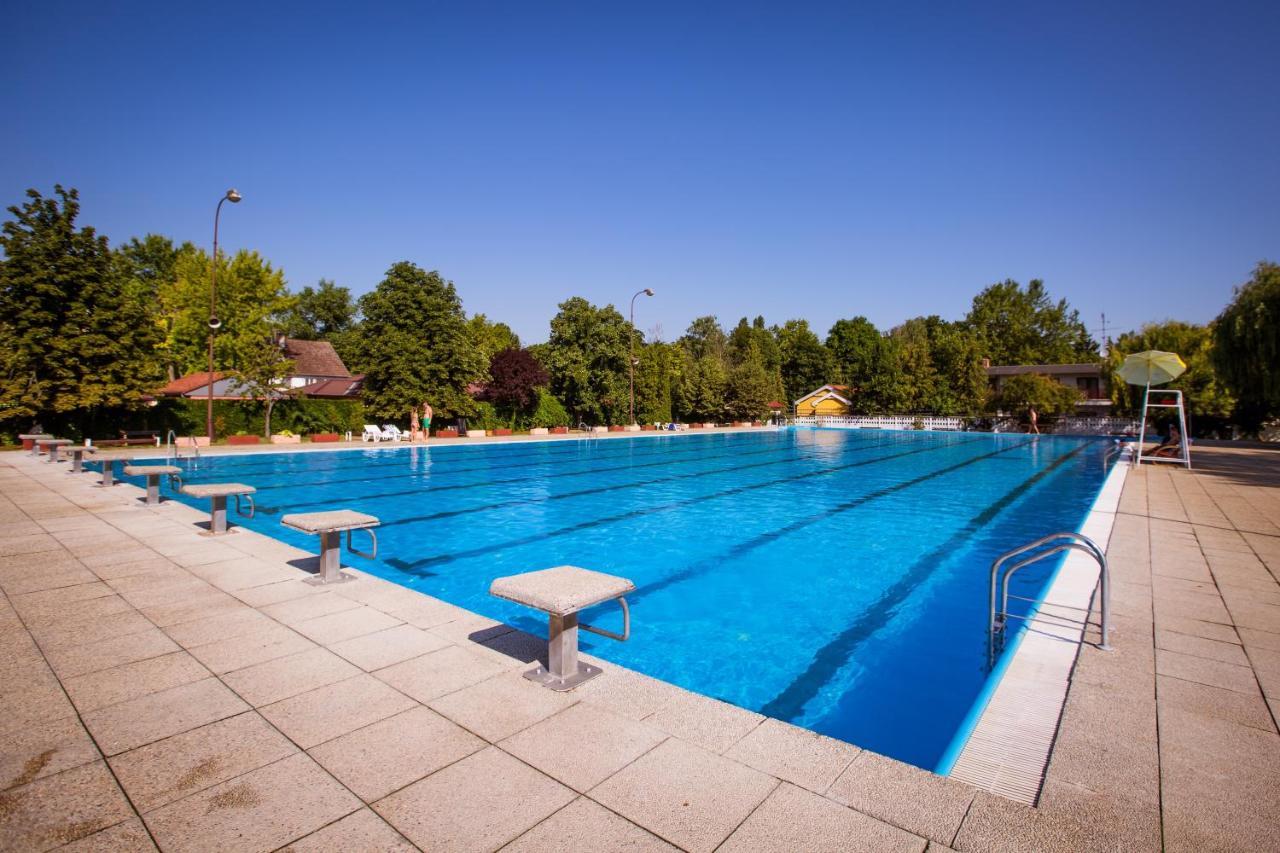 Penzion Adriana Патинце Экстерьер фото